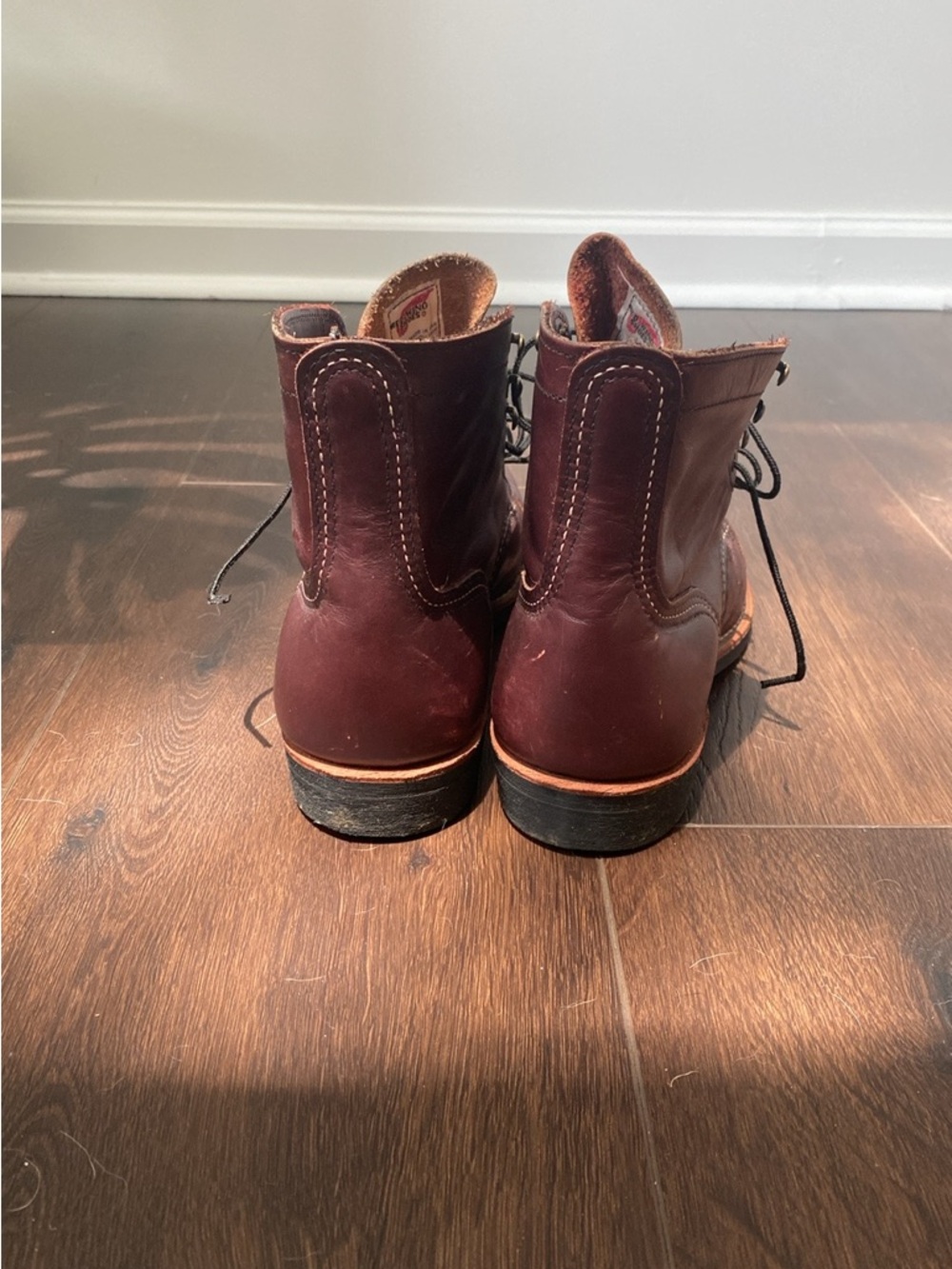 Red Wing Shoes Men's Iron Ranger in Oxblood Leather Lace-Up Boots - Picture 2 of 5